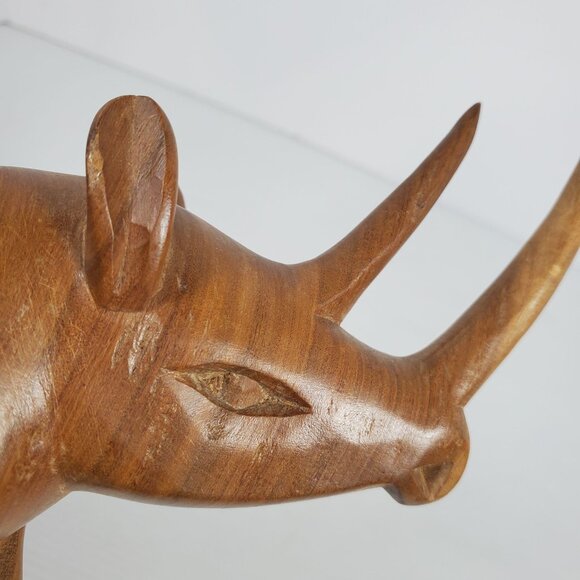 Vintage Hand-Carved Teak Rhino Figurine – Mid-Century Safari Animal Sculpture - Picture 9 of 13